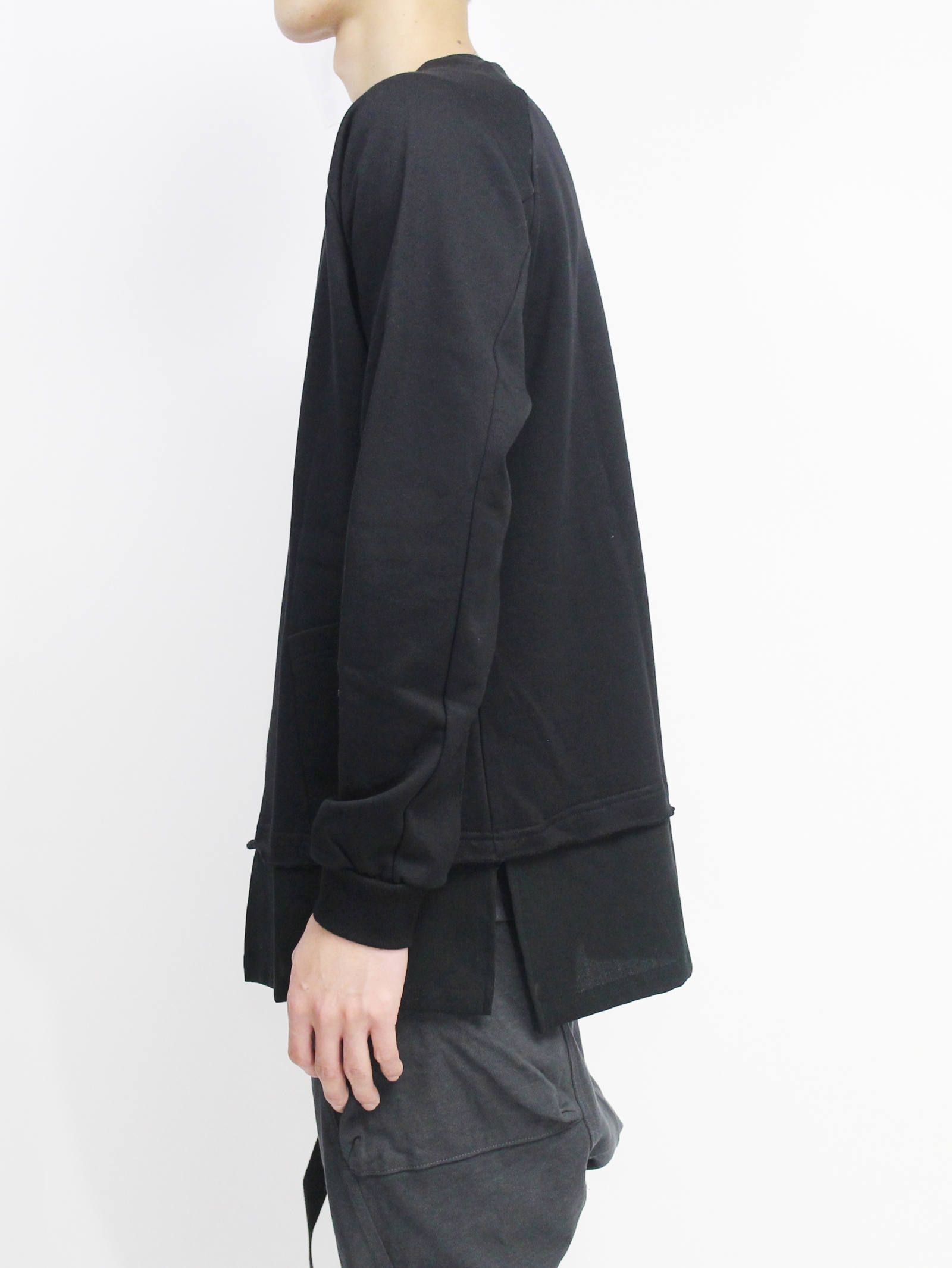 レイヤードデザイン裏毛プルオーバー - BLACK