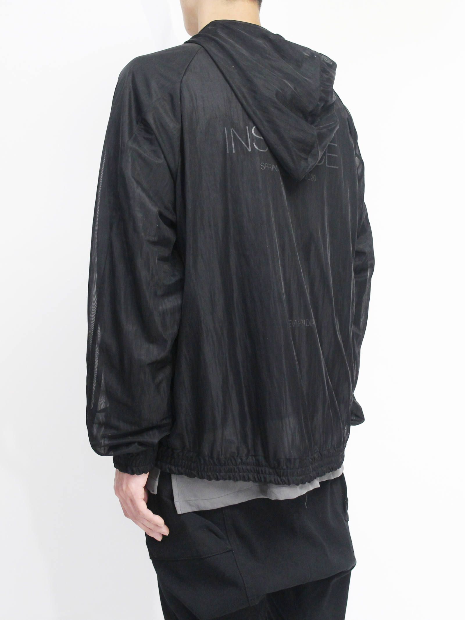 シースルーバックプリントフードブルゾン - BLACK