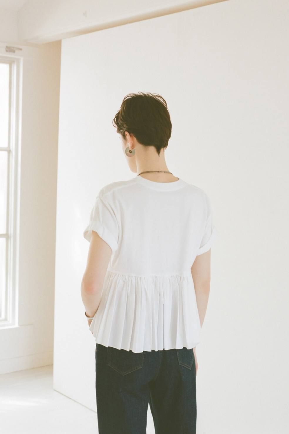 CLANE ホワイト フリル Tシャツ 18105-1162 CLANE ホワイト フリル Tシャツ 18105-1162 - メルカリ