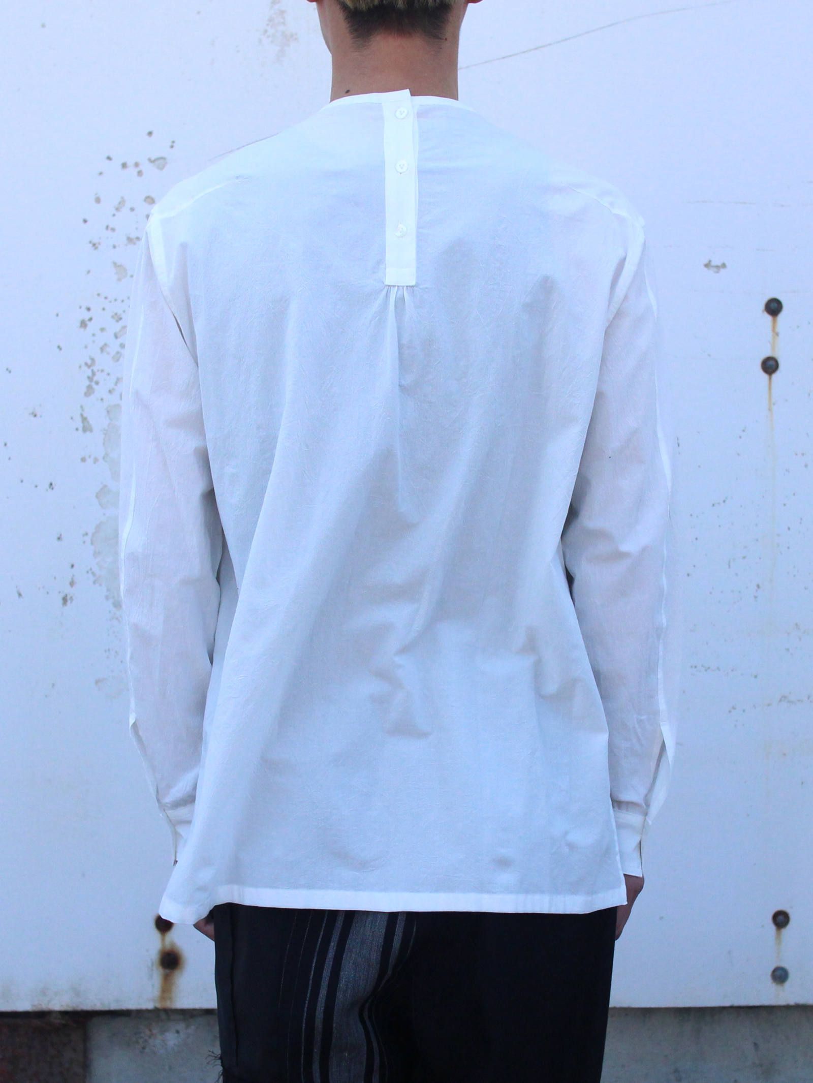 塩縮加工コットン ノーカラーシャツ - WHITE