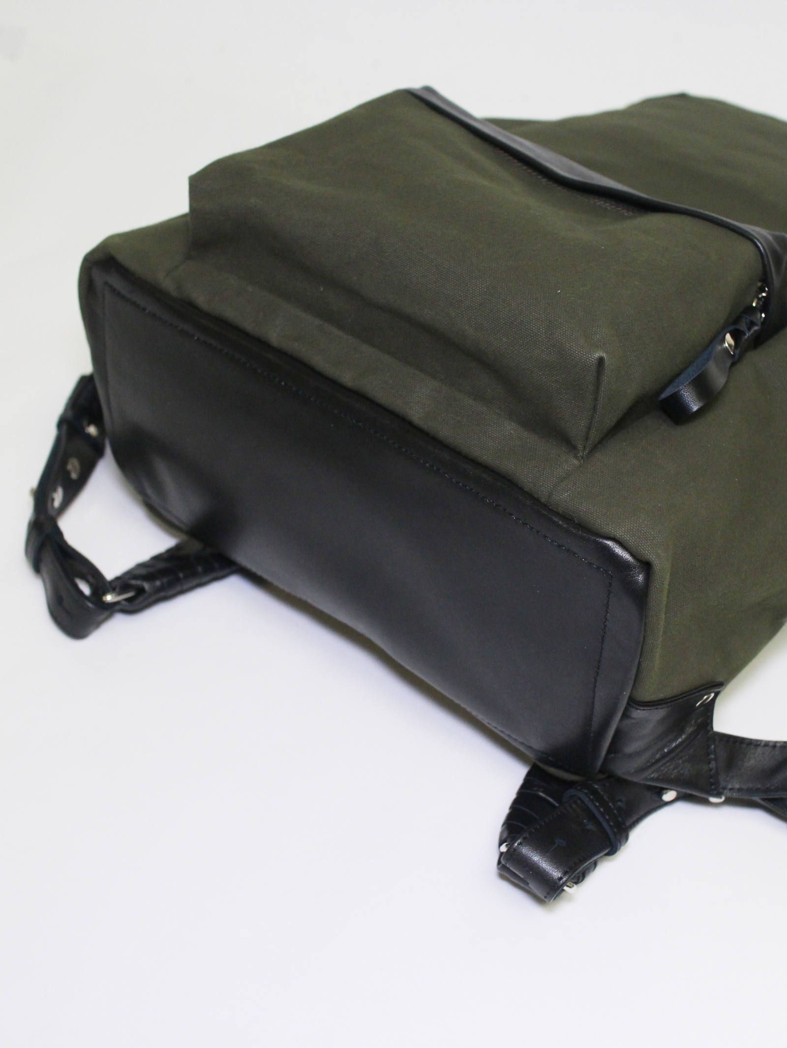 タワーリュック - Tower Ruck Canvas × Cow Leather - KHIKI