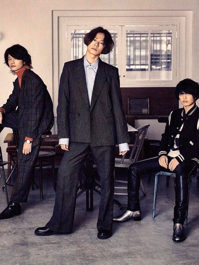 川上洋平さんも絶賛しているAPOCRYPHAのセットアップは注目間違いなし‼