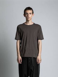 コットンカシミア半袖Tシャツ - OLIVE DARB