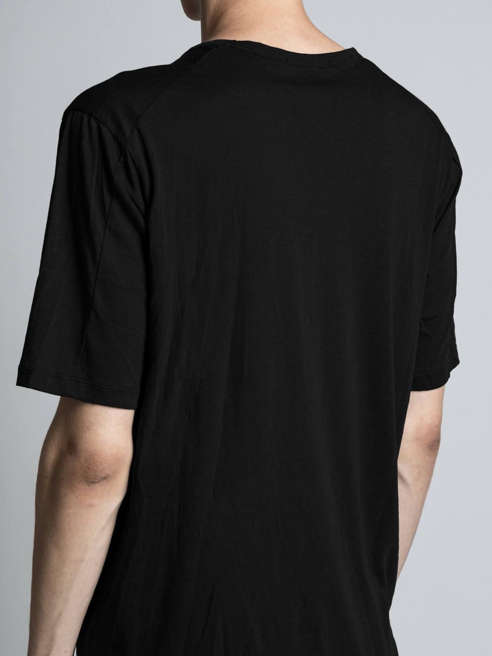 コットンカシミア半袖Tシャツ - BLACK