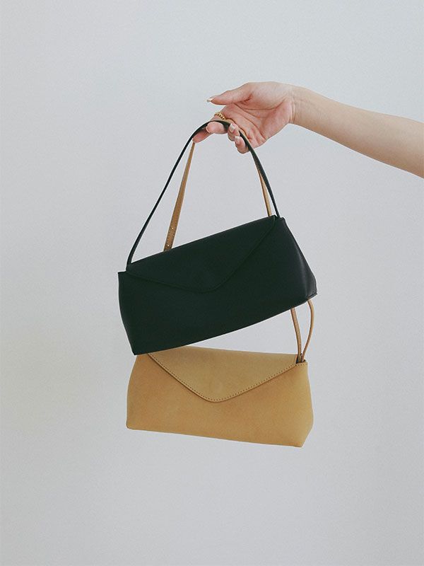 ナローショルダーソフトレザーミニバッグ (BLACK)