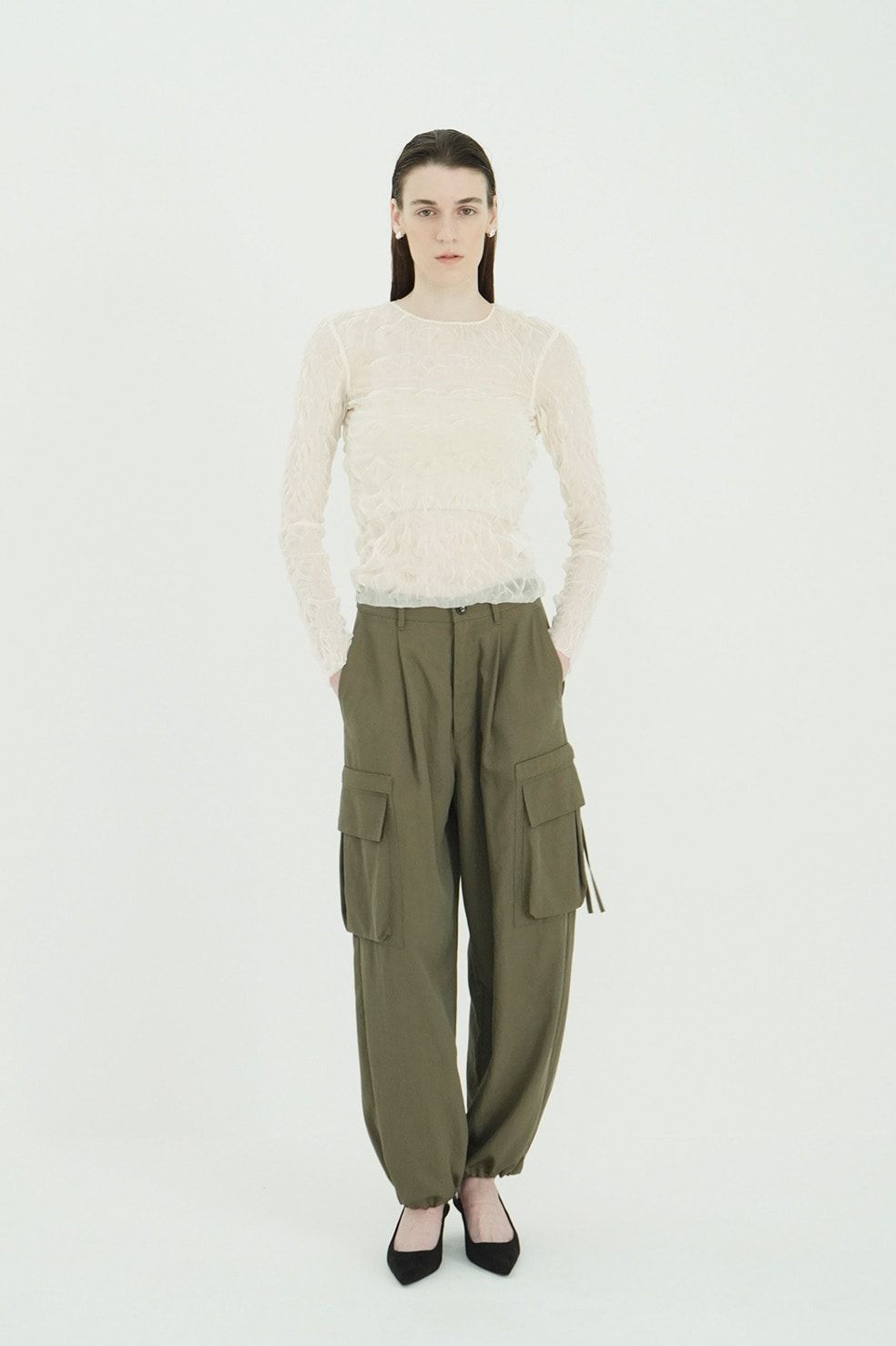 カーゴパンツ - LOW WAIST POCKET CARGO PANTS (KHAKI)