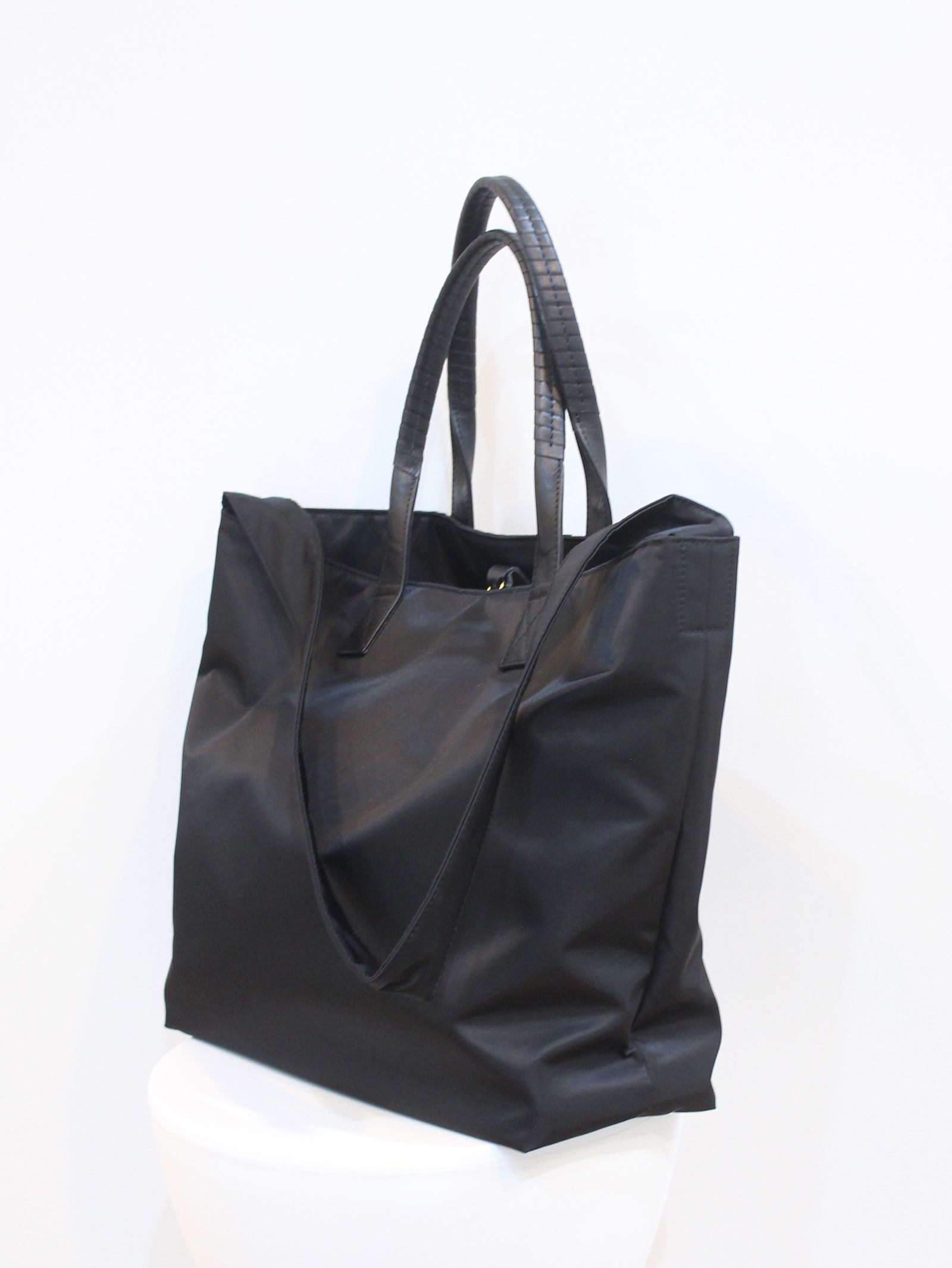 cornelian taurus by daisuke iwanaga - pack tote SUPER