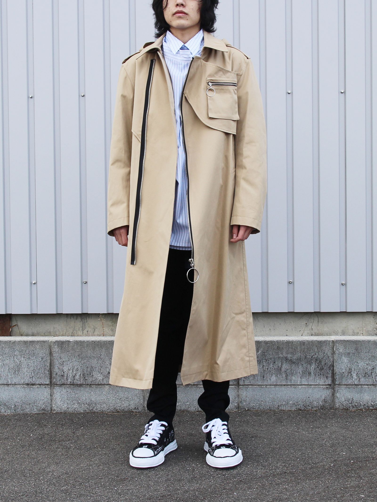 YUKI HASHIMOTO - フードトレンチコート - DETACHABLE HOODED TRENCH ...