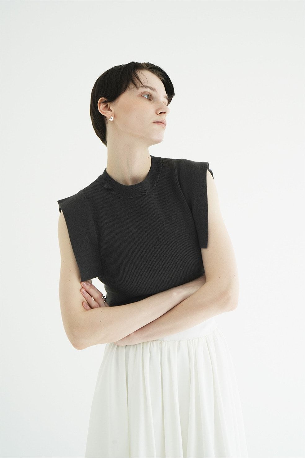 【27AW】 スクエアスリーブニットトップス - SQUARE SLEEVE KNIT TOPS (BLACK)