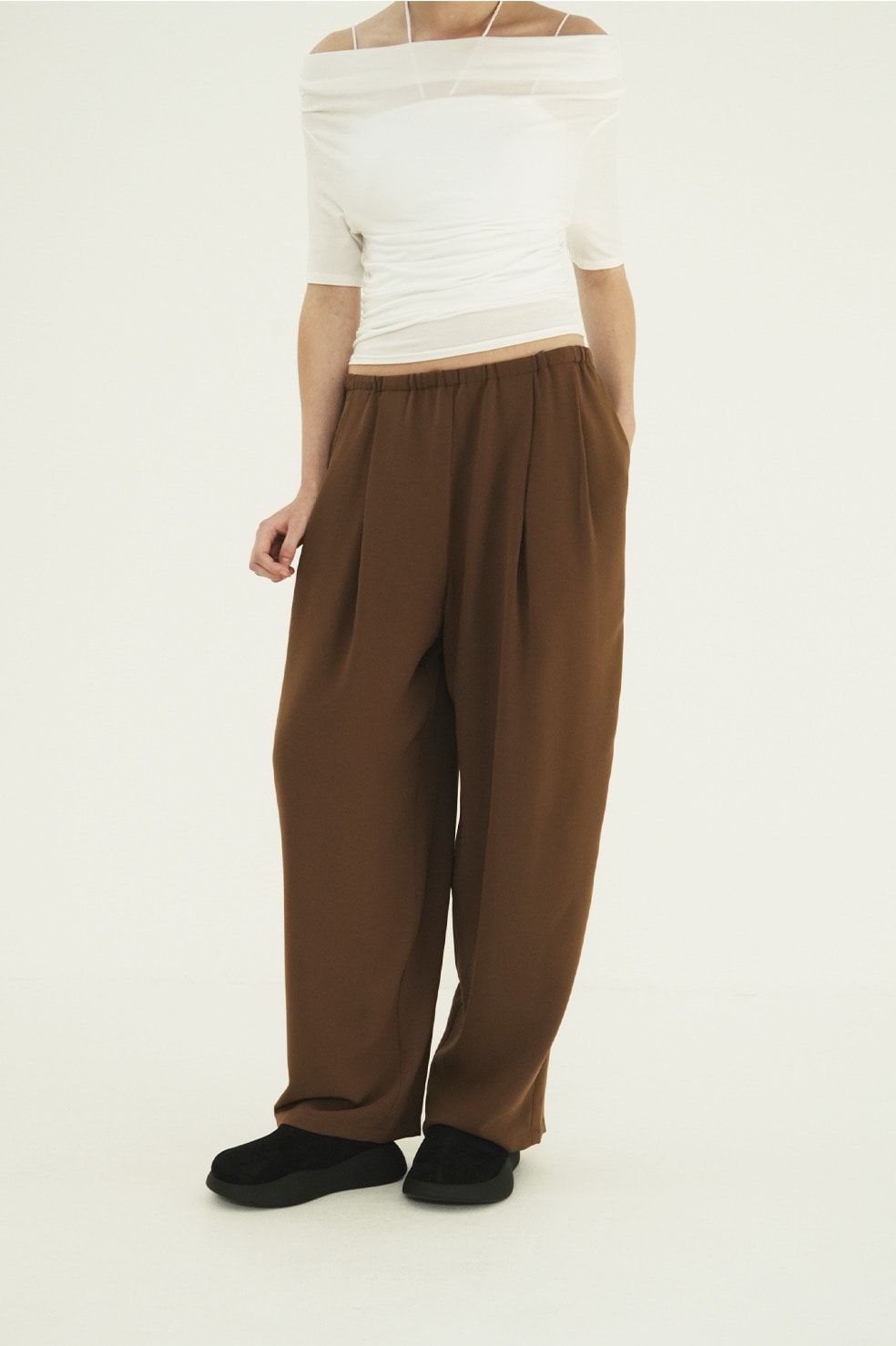 ドローストリングルーズタックパンツ - DRAWSTRING LOOSE TUCK PANTS(BROWN)