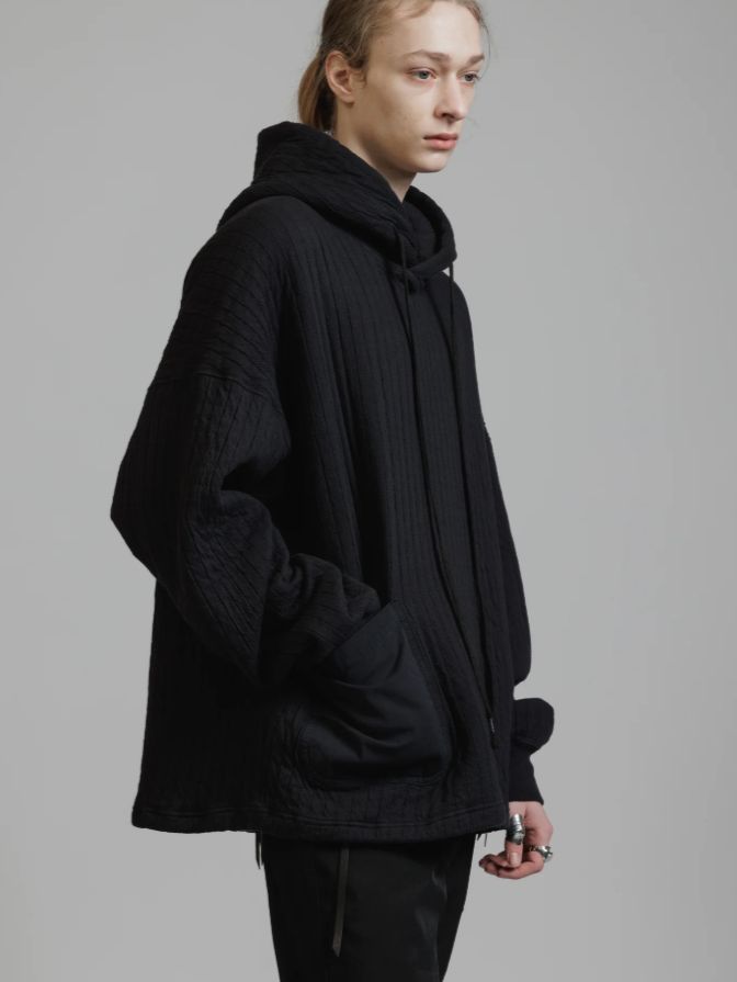 アイレットキルトフーディ-  - PUFFER JERSEY HOODIE BLACK