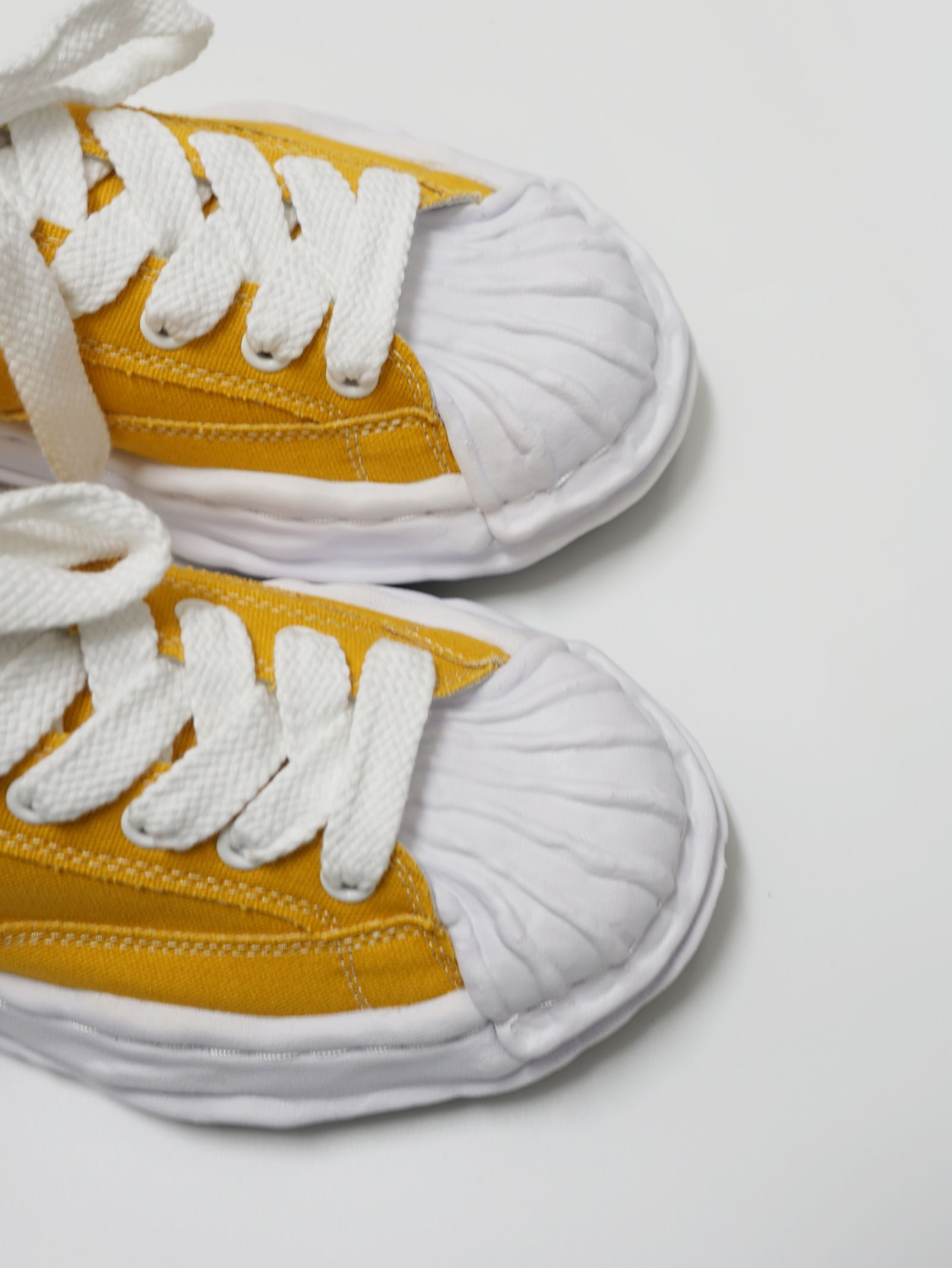 オリジナルソールスニーカー "BLAKEY / ブレイキー" YELLOW -  OG Sole Canvas Low-top Sneaker -  A08FW735