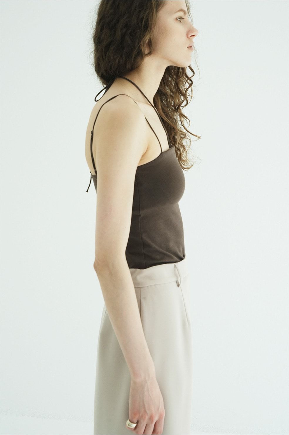 ベアトップ -  THIN CORD HALTER NECK TOPS (BROWN)