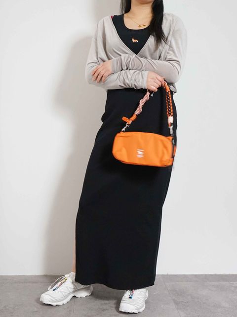 きれいめ×スポーティの絶妙バランス｜CLANE × MAISON KITSUNÉの最新コーデ