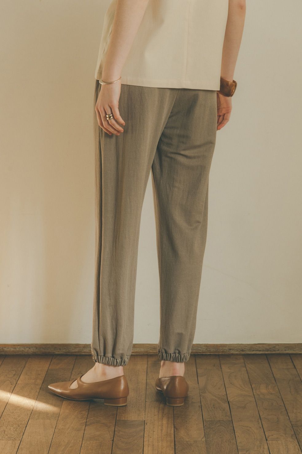 ギャザージャージパンツ - HEM GATHER JERSEY PANTS BEIGE