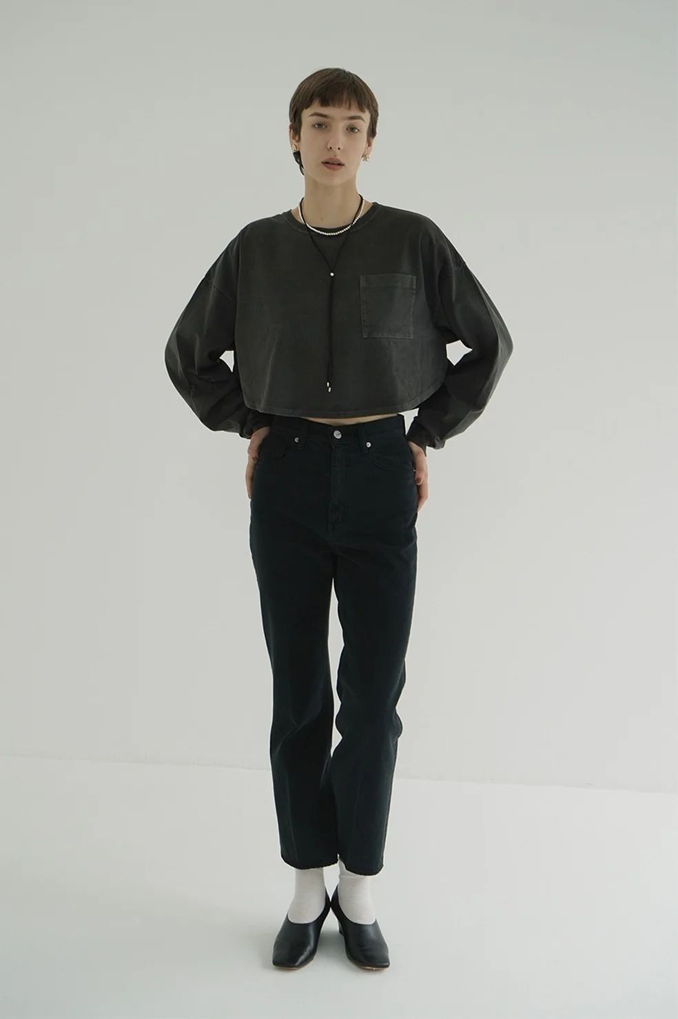 ピグメントショートトップス  -  PIGMENT SHORT TOPS (CHARCOAL GRAY)