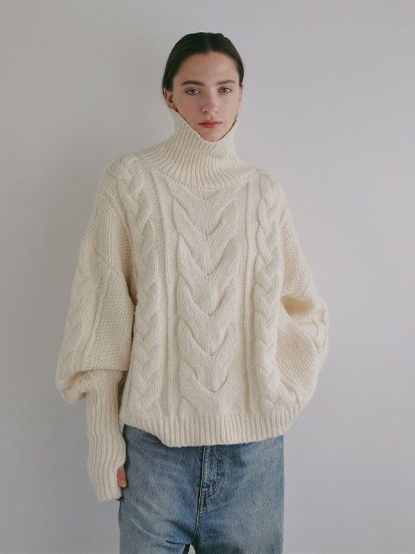 ハイネックケーブルニットプルオーバー （OFF WHITE)