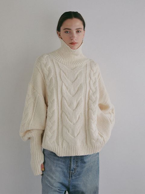 ハイネックケーブルニットプルオーバー （OFF WHITE)