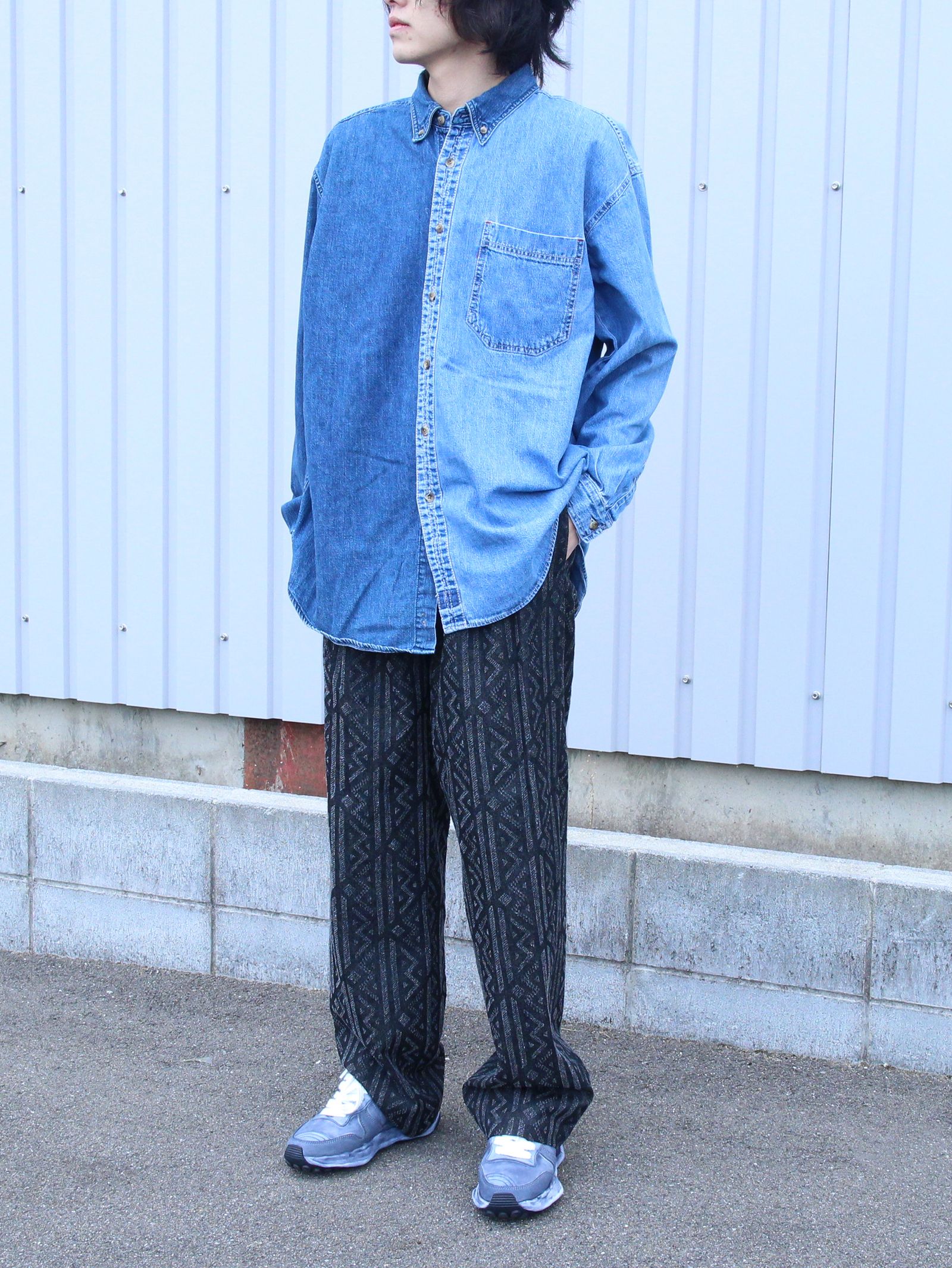 立体的なジオメトリック SEVEN BY SEVENの新作セットアップスタイル