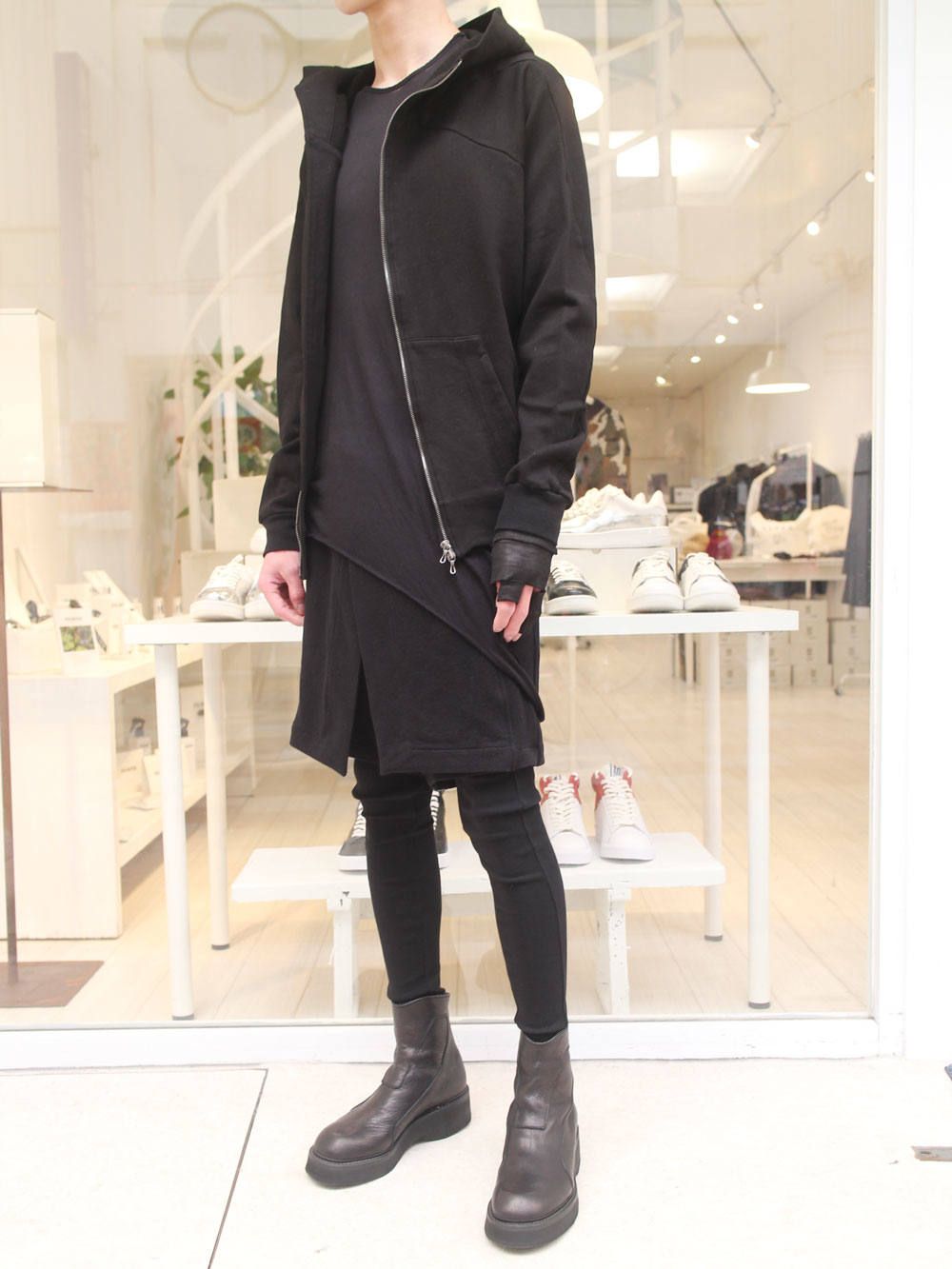 JULIUS STYLE 12/19 #2
