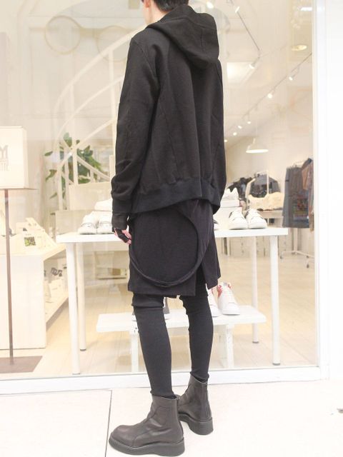 JULIUS STYLE 12/19 #2