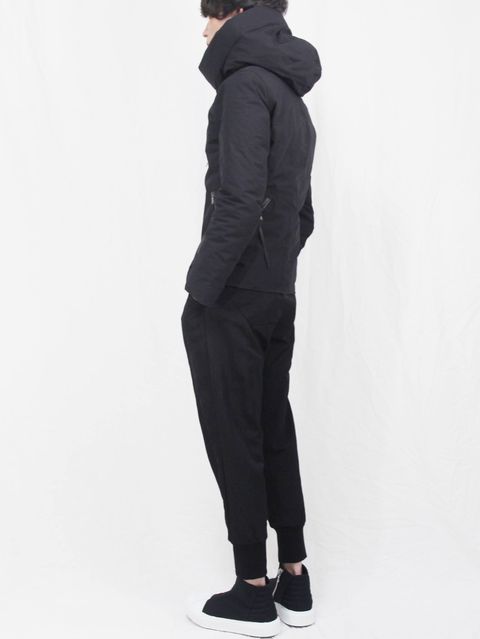 The Viridi-anne & JULIUS - High Nack Down Jacket STYLE