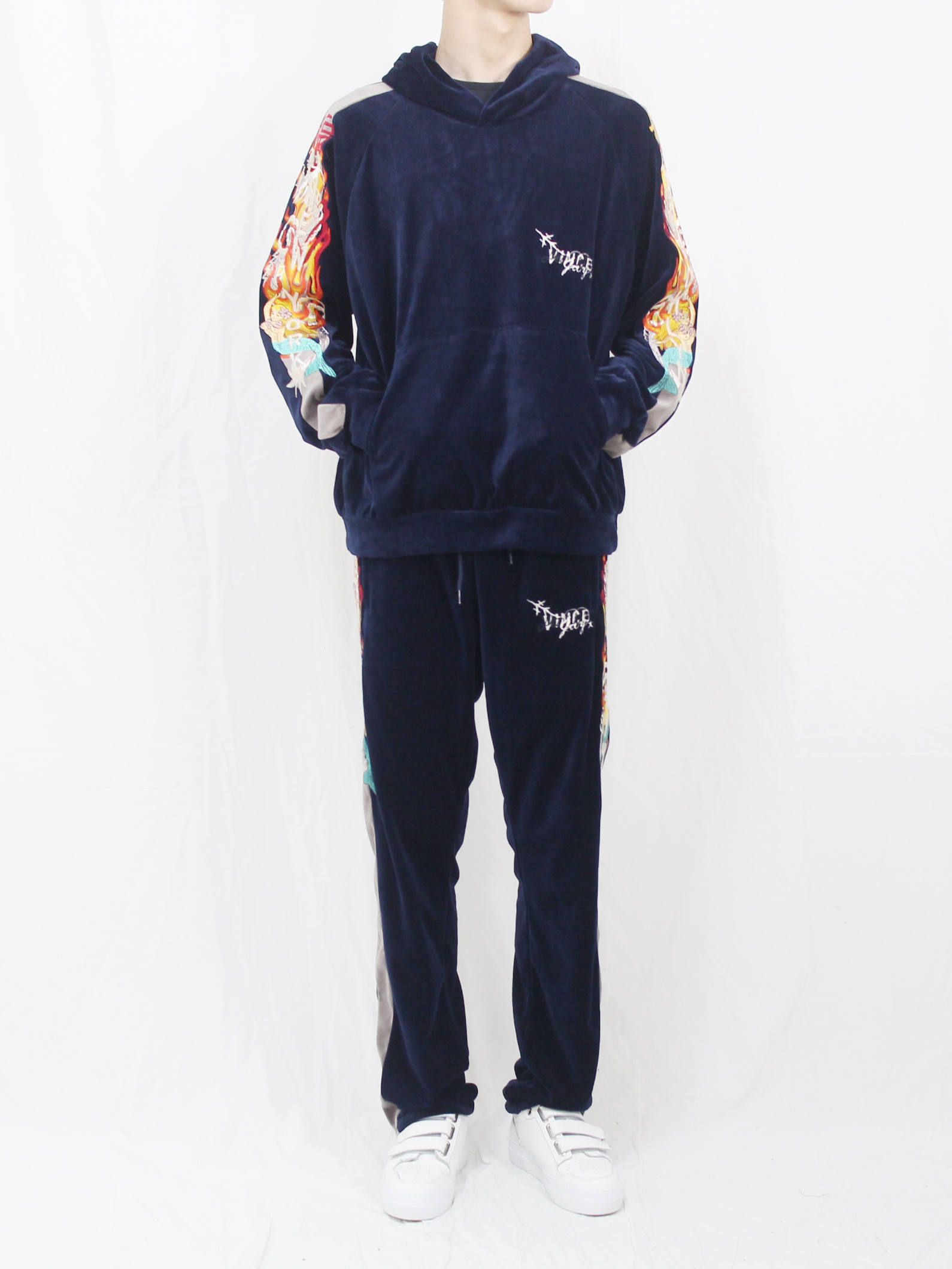 DOUBLET ‐CHAOS EMBROIDRY TRACK SET UP STYLE