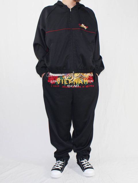 DOUBLET 18SS CHAOS EMBROIDERY TRACK STYLE