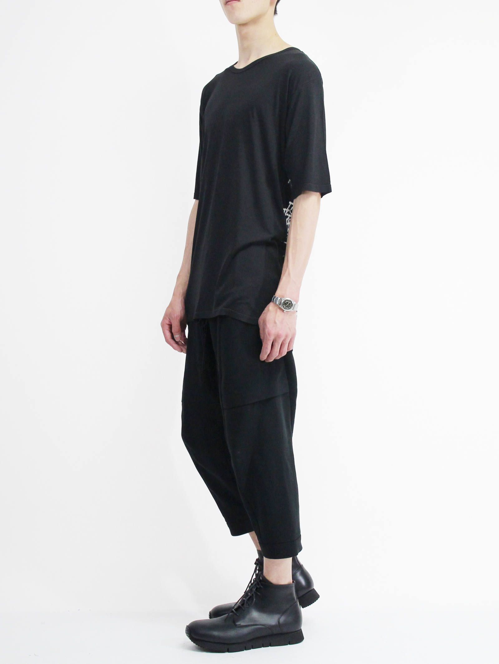 The Viridi-anne 18SS "リラックスした着心地のブラックサマースタイル"