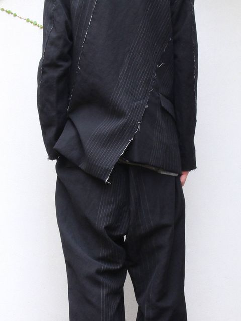 The Viridi-anne 18-19AW - アシンメトリーなデザインのセットアップスタイル