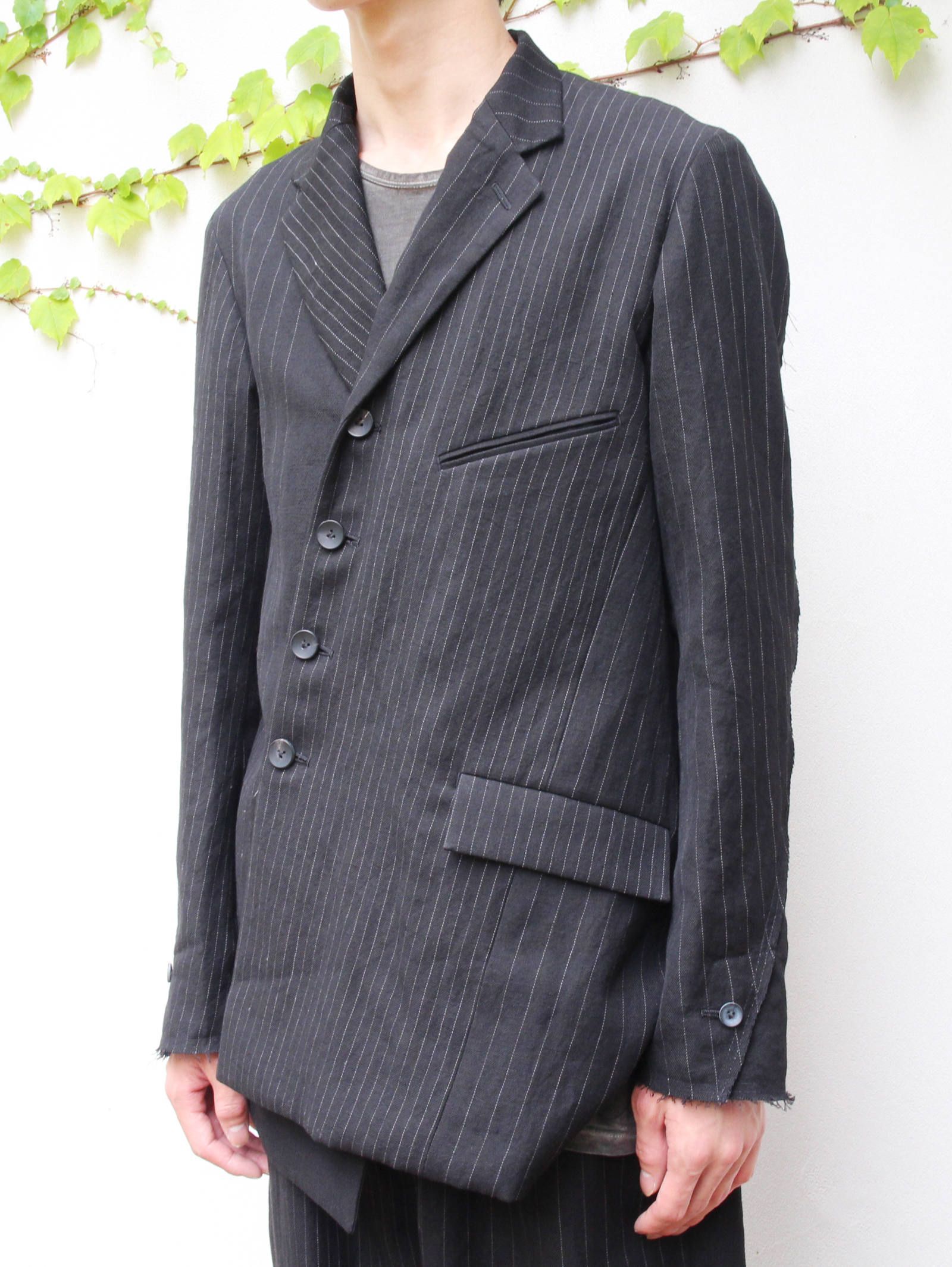 The Viridi-anne 18-19AW - アシンメトリーなデザインのセットアップスタイル