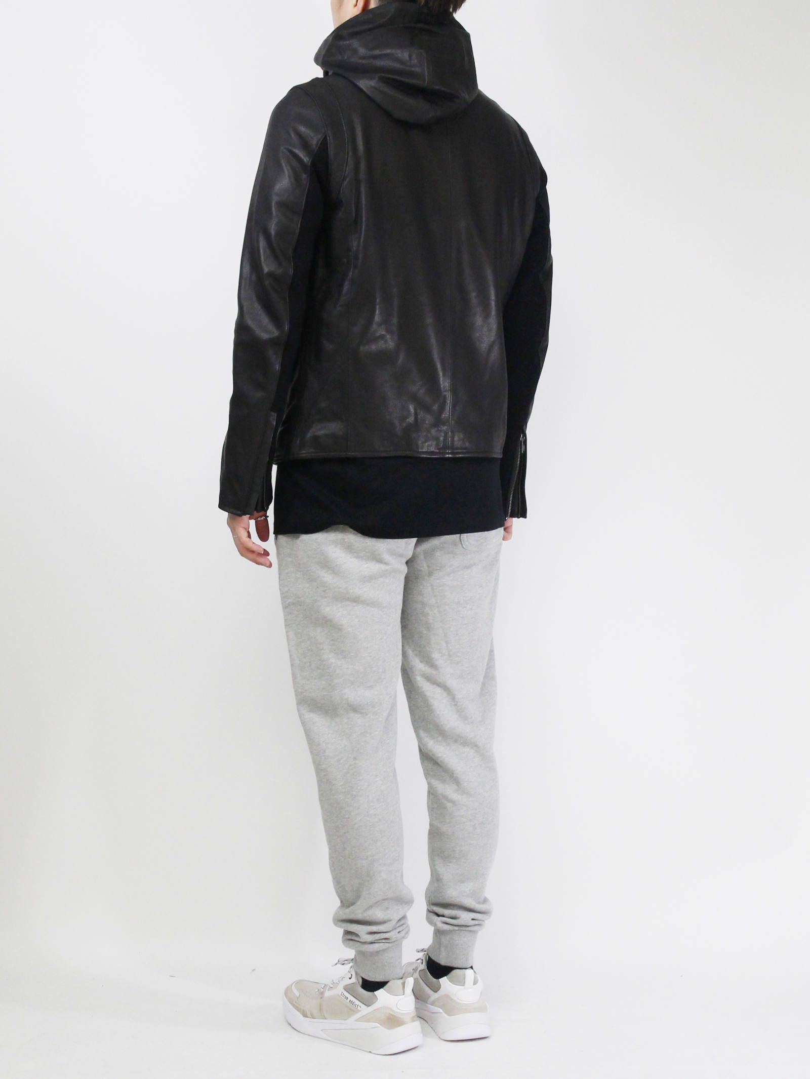 DOMENICO+SAVIO 18-19AW - リラックスしたレザーコーディネート