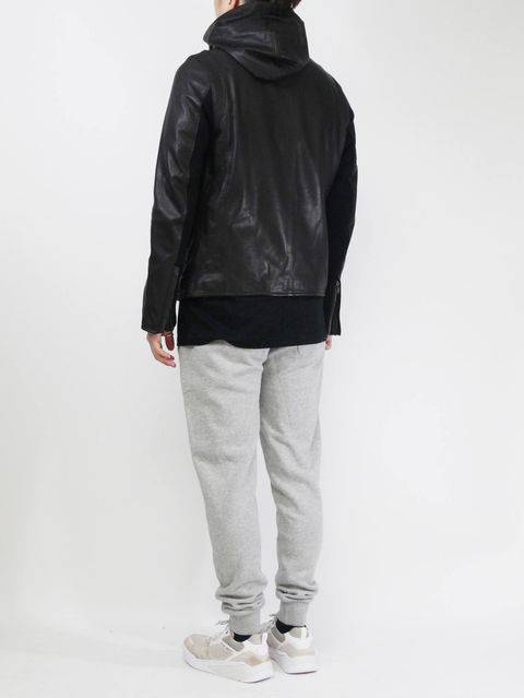 DOMENICO+SAVIO 18-19AW - リラックスしたレザーコーディネート