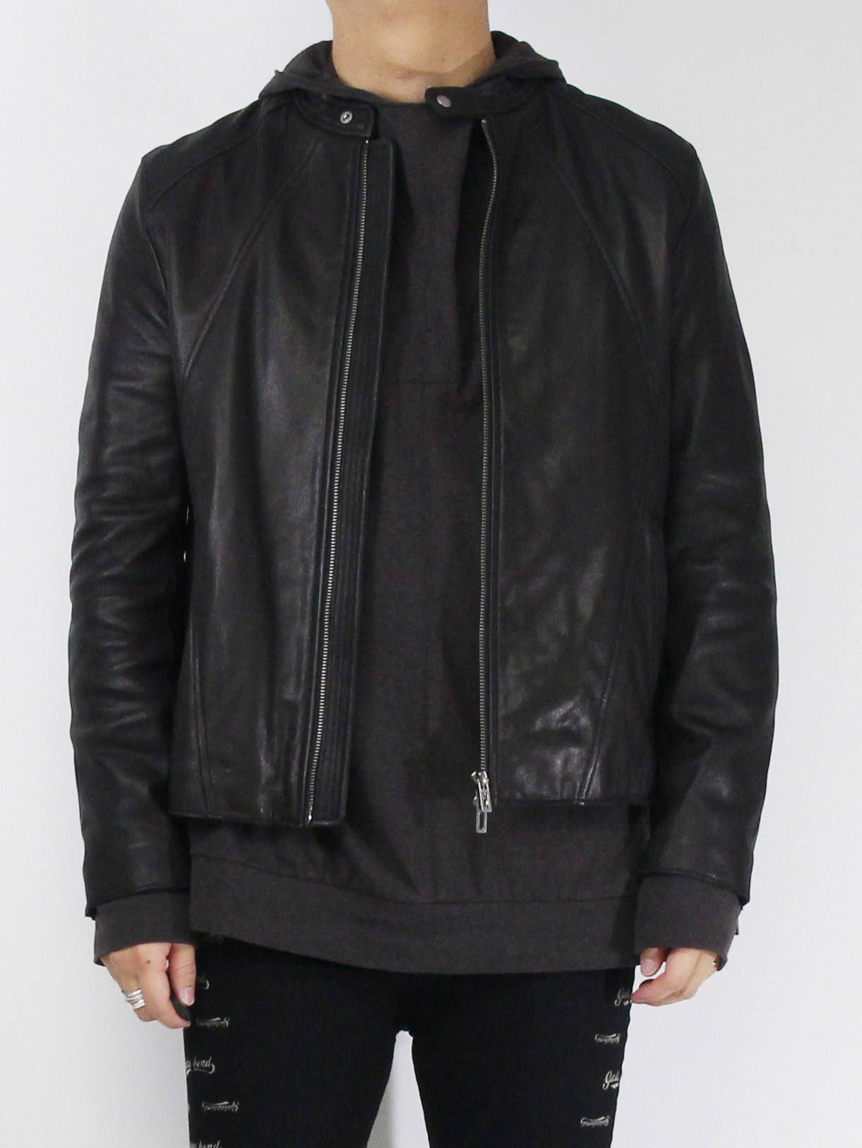 DOMENICO+SAVIO 18-19AW - ミニマルなレザーコーディネート