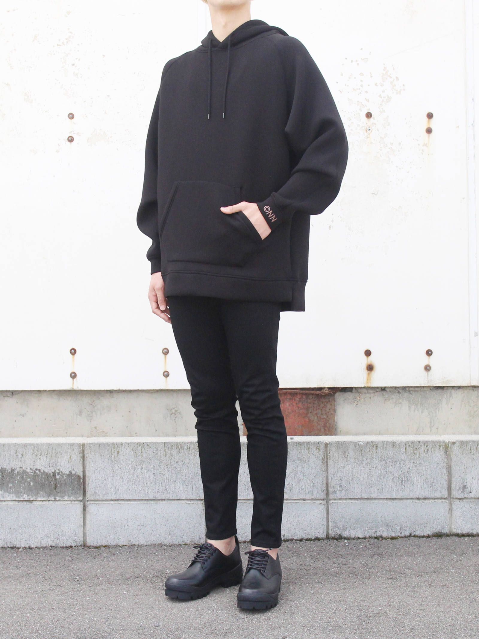刺繍ロゴフーディ - EMBROIDERY LOGO HOODIE- BLACK