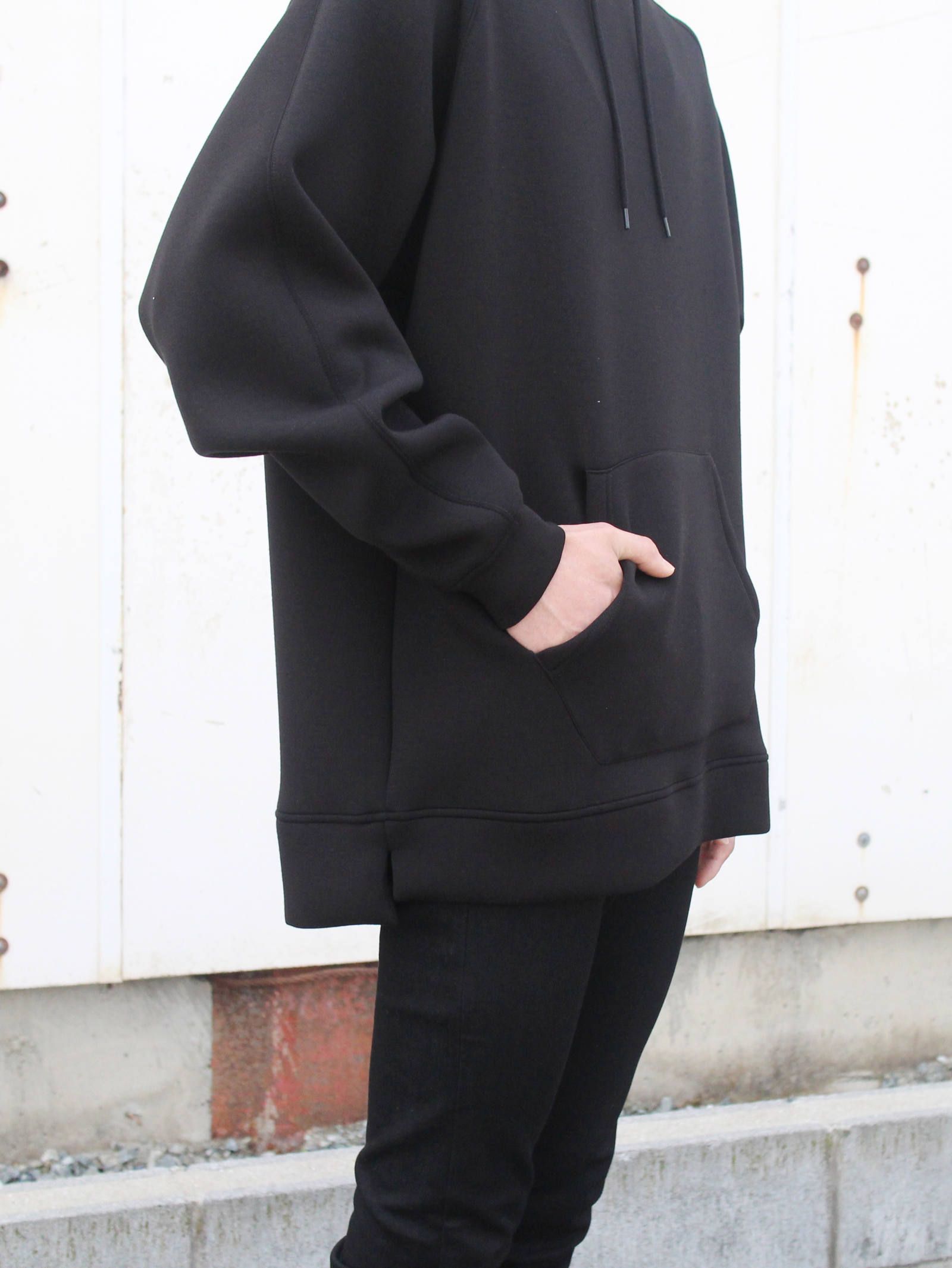 刺繍ロゴフーディ - EMBROIDERY LOGO HOODIE- BLACK