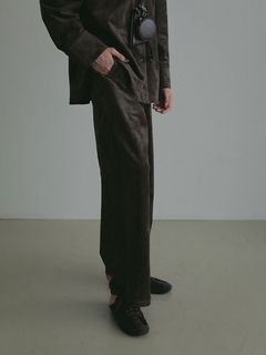 フェイクスウェードリラクシーパンツ (DARK BROWN)
