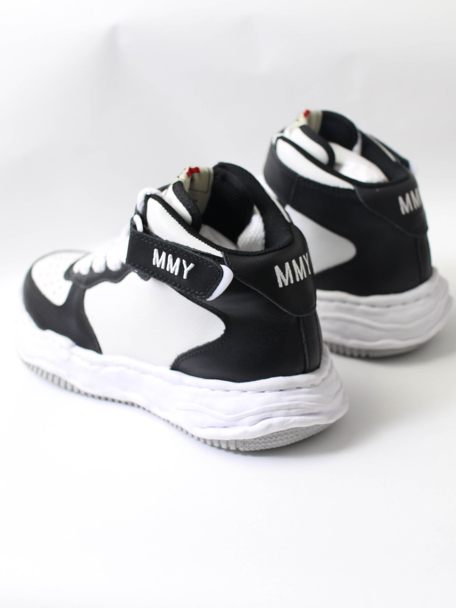 "WAYNE" OG Sole LEATHER High-top Sneaker - BLACK×WHITE