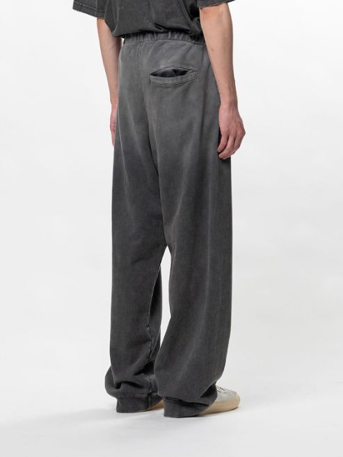 スウェットパンツ - DISTRESSED PANTS （BLACK）