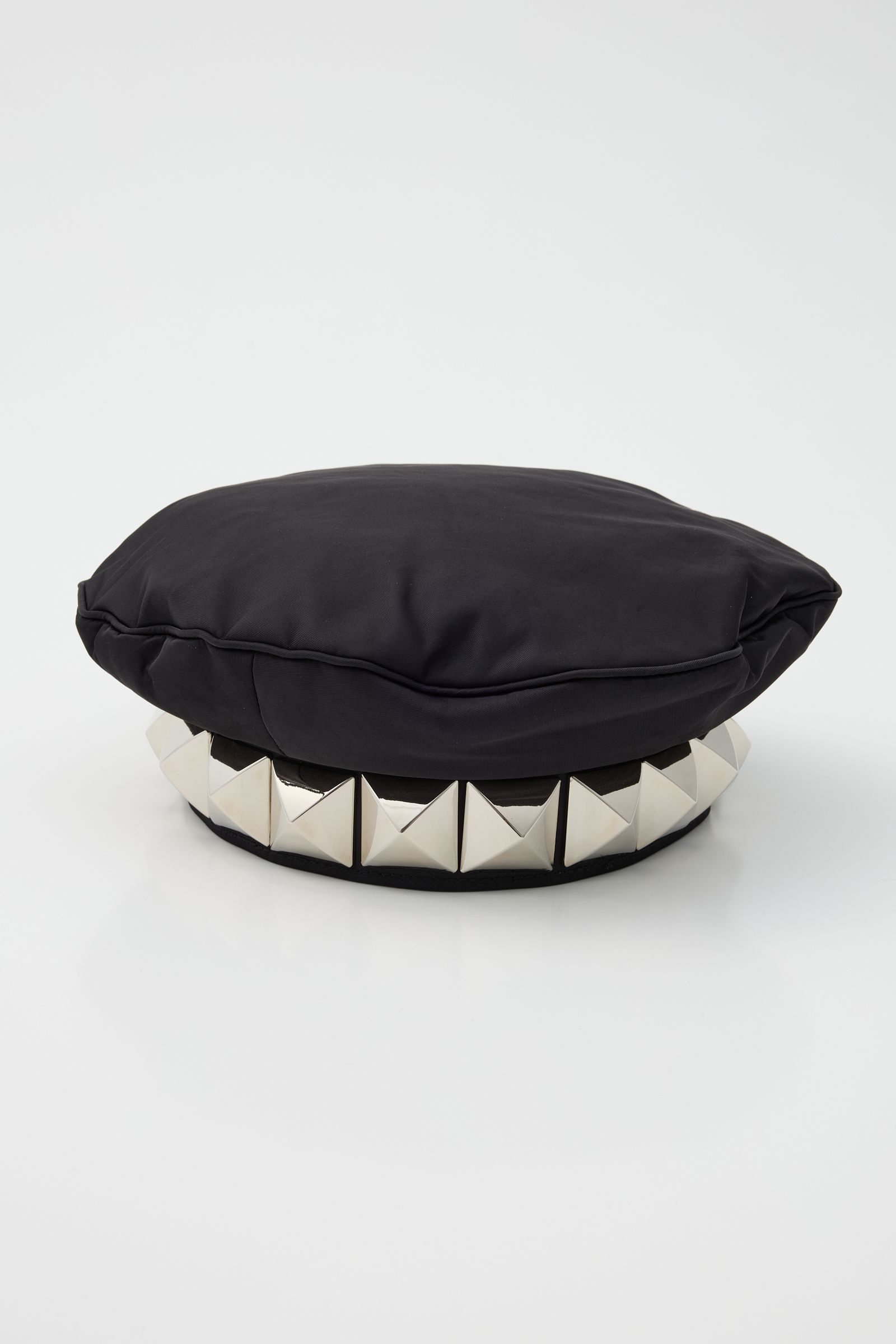 スタッズ付き ベレー帽 |  VQ BERET  (BLACK)