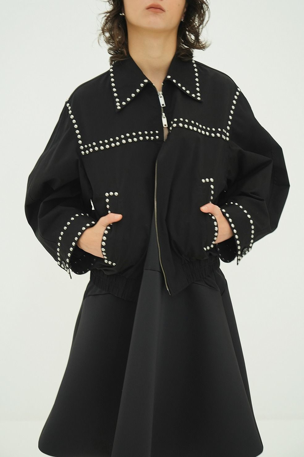スタッズ ドリズラージャケット - W COLOR STUDDED DRIZZLER JACKET (BLACK)