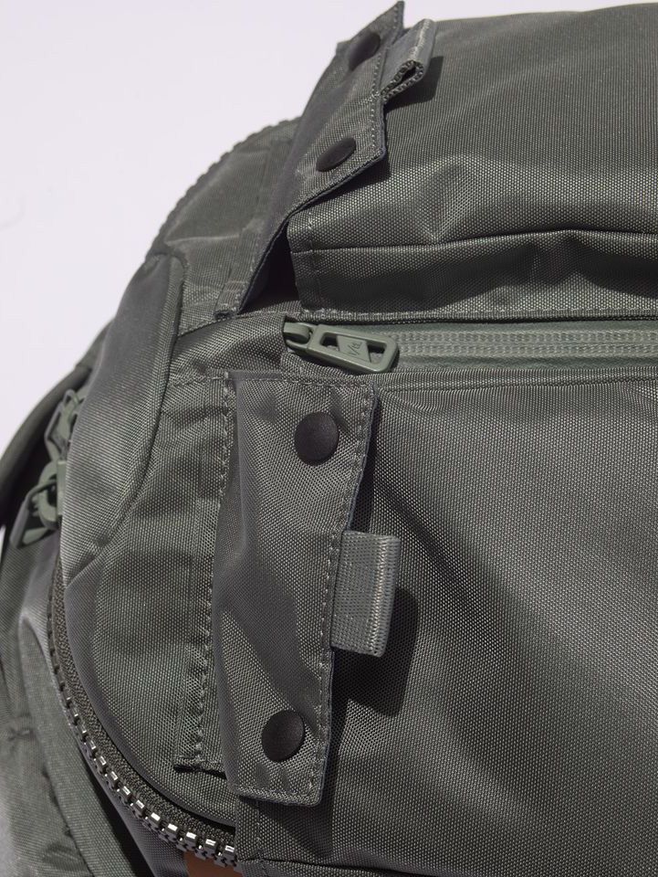 トラベルバックパック / 420 re/cor TRAVEL BP （Foliage Green)