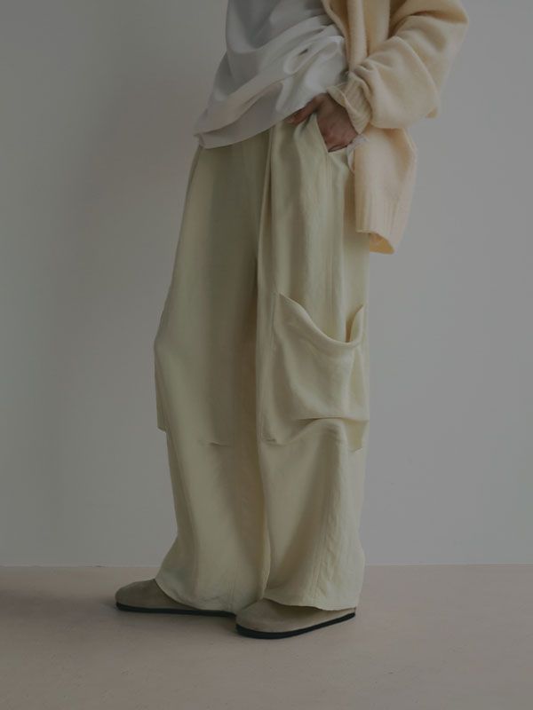 バックサテンリラクシーカーゴパンツ (GREIGE)