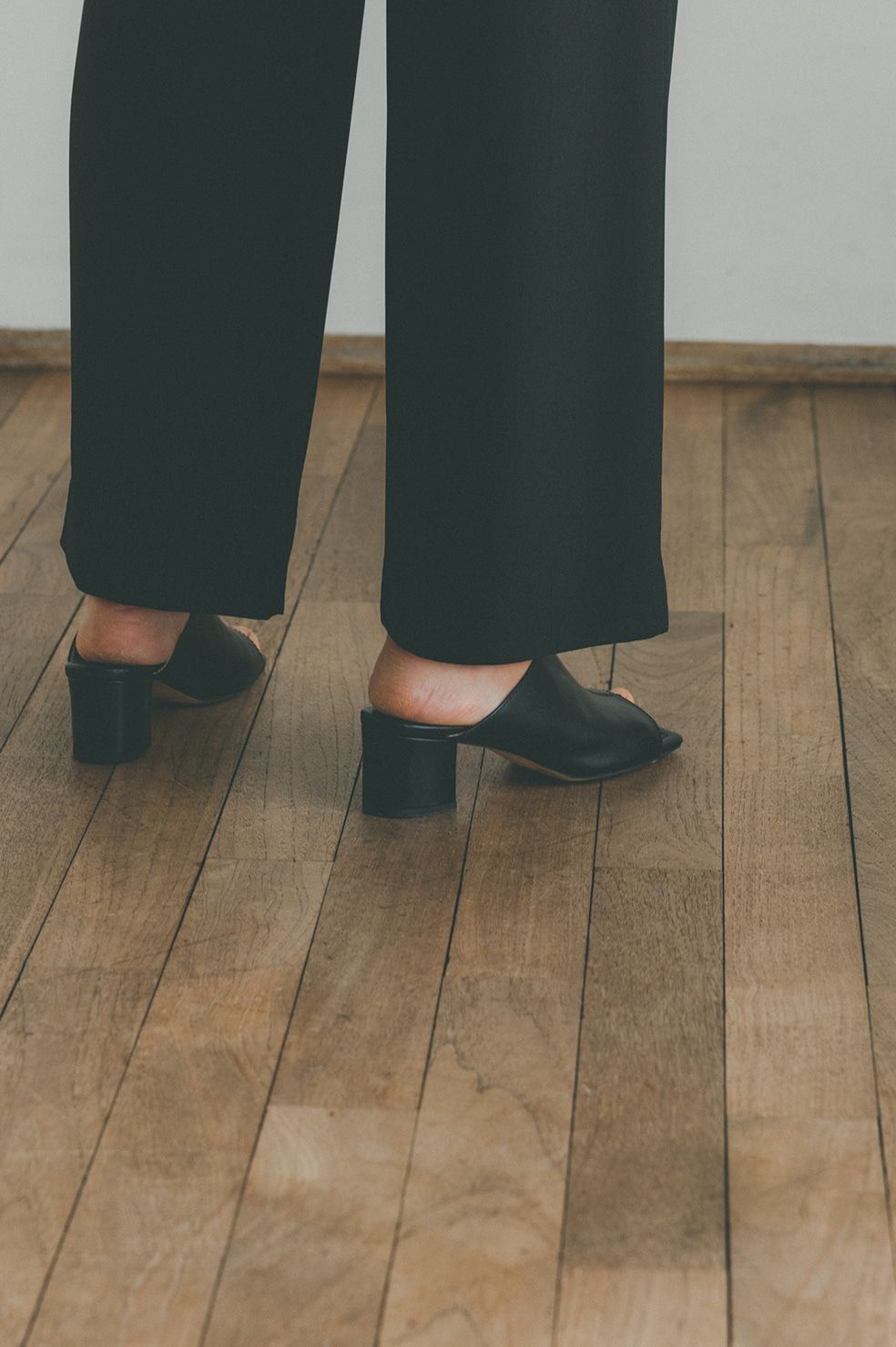 【22SS 2nd】 ベーシックタックパンツ - BASIC TUCK PANTS - BLACK