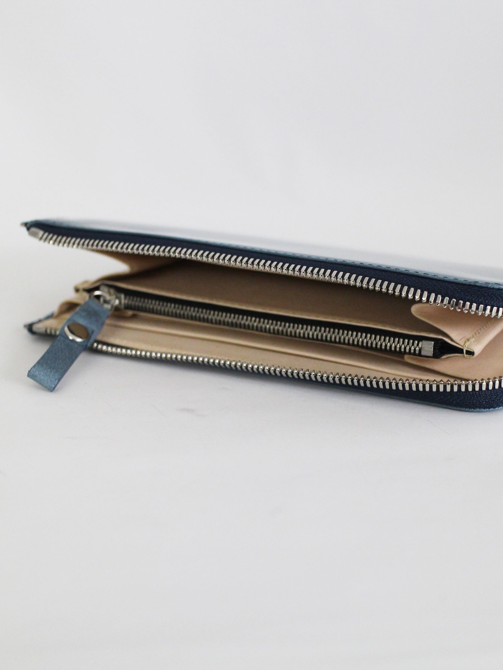 cornelian taurus by daisuke iwanaga - Tower wallet 【タワー
