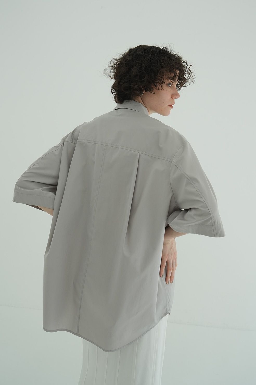 ヒュージーシャツ - HALF SLEEVE HUGE SHIRTS GREY