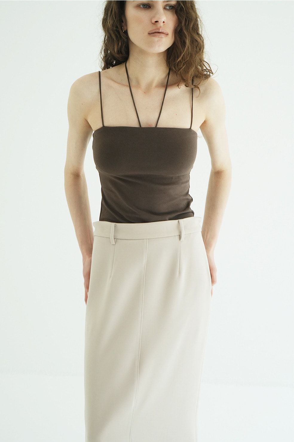 ベアトップ -  THIN CORD HALTER NECK TOPS (BROWN)