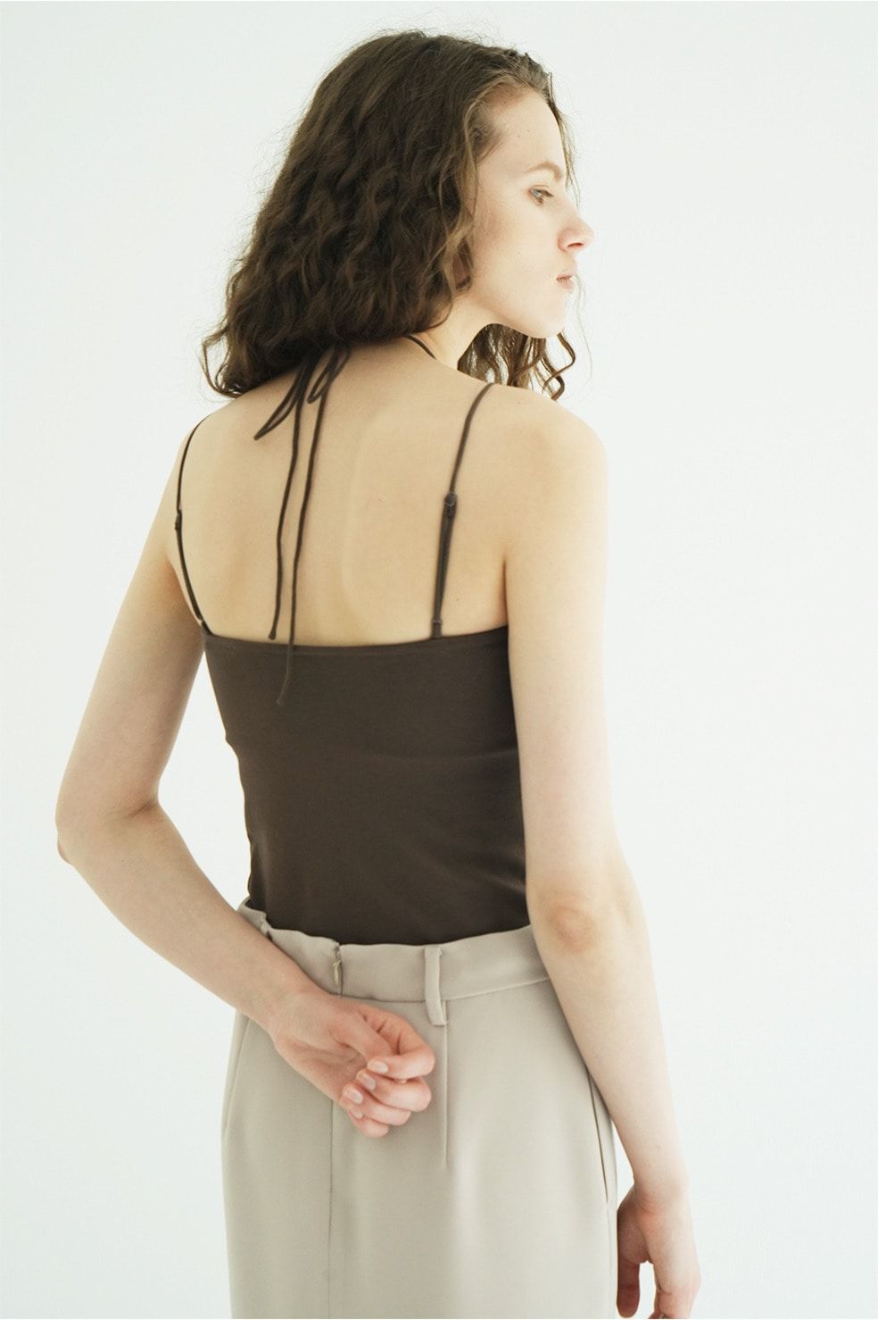 ベアトップ -  THIN CORD HALTER NECK TOPS (BROWN)