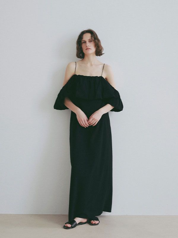 フリルキャミベアワンピース（BLACK)