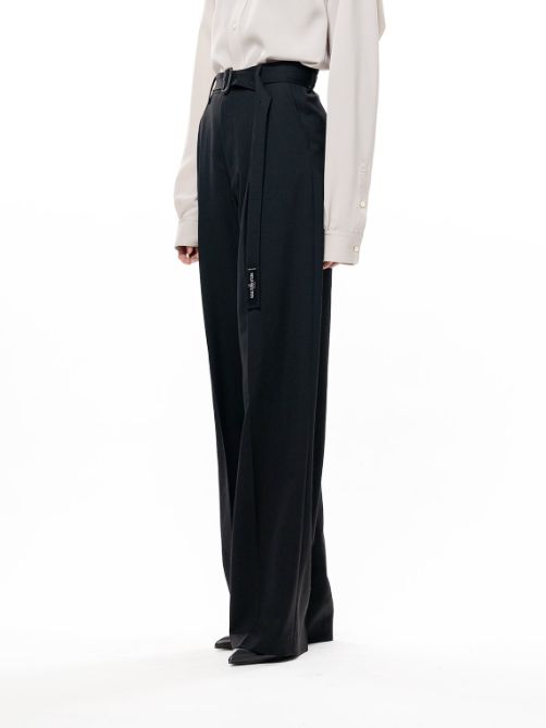 【レディース】 ベルト付きスラックス - BELTED TROUSERS (BLACK)